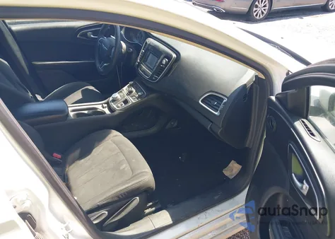 2015 Chrysler 200 Limited z USA, uszkodzony, nr VIN 1C3CCCAB9FN749417